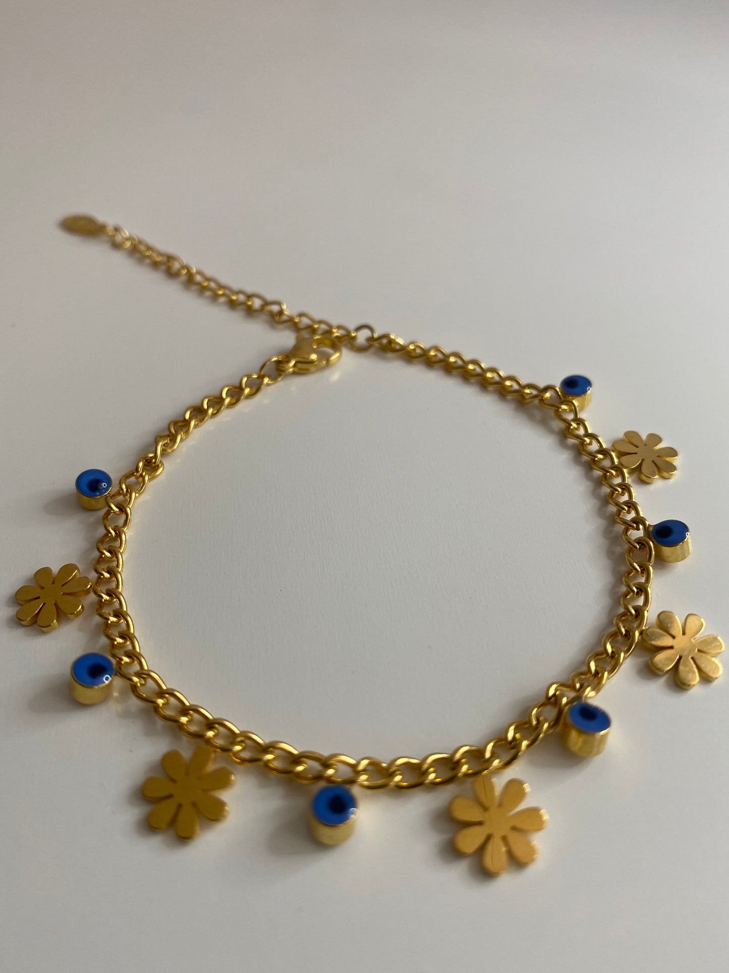 Chic Pendant’s Bracelet