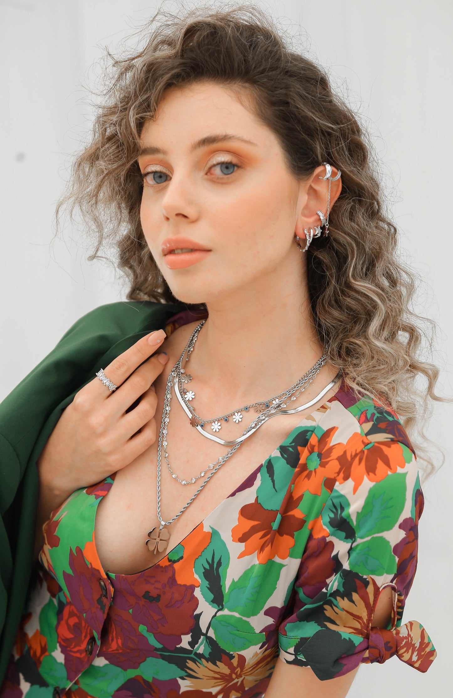 Chic Pendant’s  Necklace’s